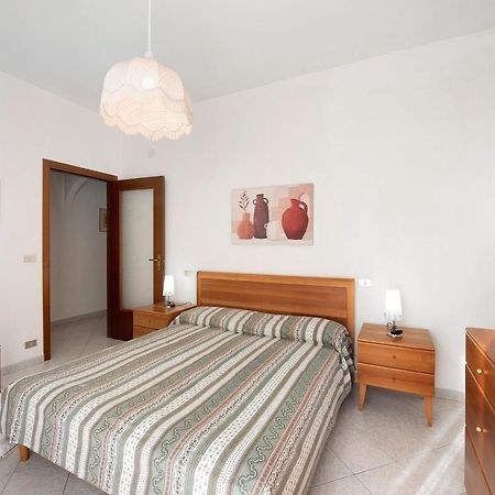 Apartamento Trilocale Mazzini Con 2 Balconi Varazze Exterior foto