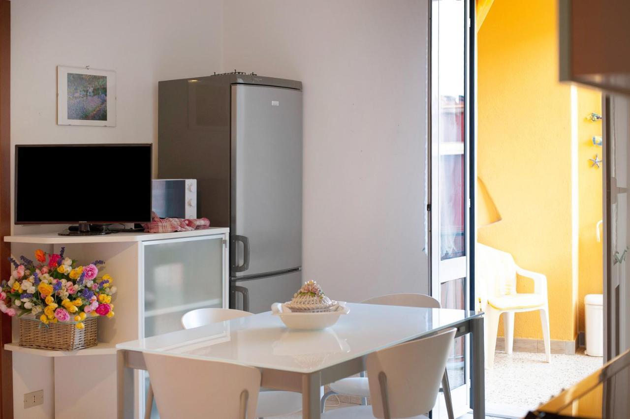 Apartamento Trilocale Mazzini Con 2 Balconi Varazze Exterior foto